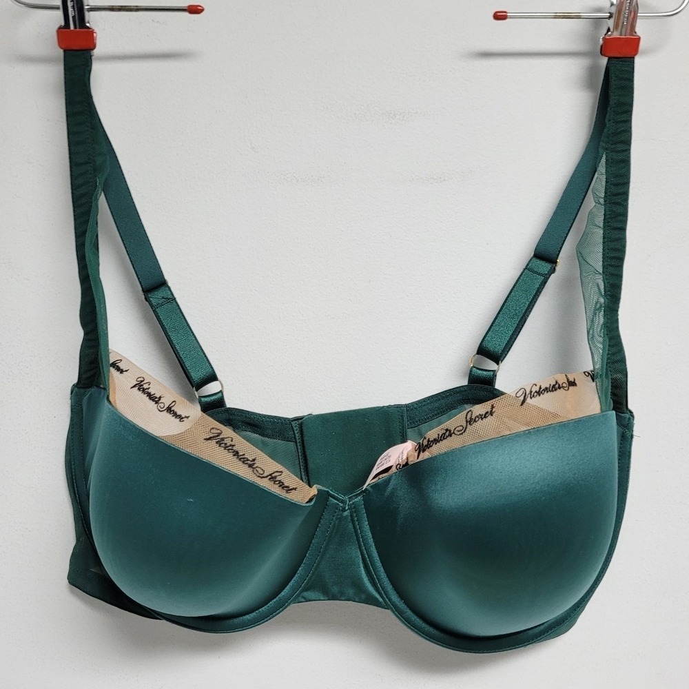 NWT Victoria Secret Womens Lined Balconette Bra Teal Color Size 38DDD New Tags